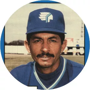 Héctor Torres Writer