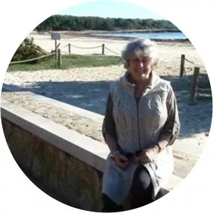 Helen Arthur - Author