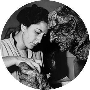 Helen Escobedo - Mexican sculptor