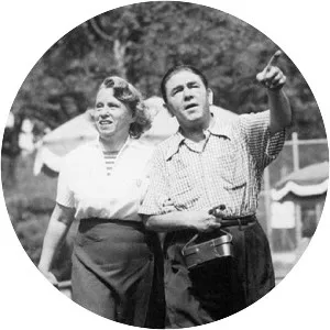 Helen Schonberger - Screenwriter ‧ Moe Howard's wife