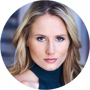 Helena Barrett - Stunt double