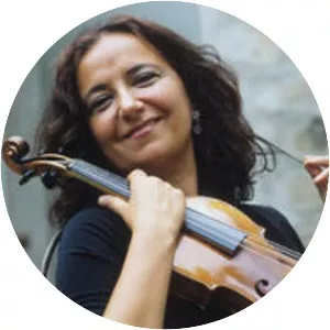 Hélène Schmitt - French Violinist