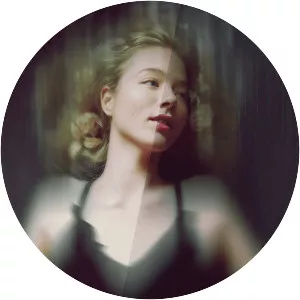 Helga Arvesten - Musical artist