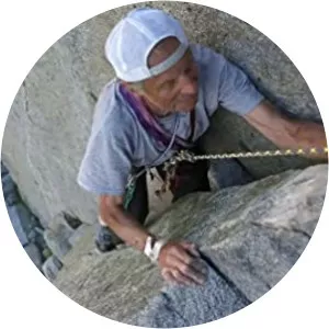 Helmy Beckey photograph