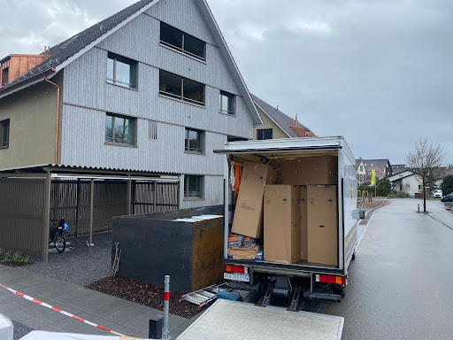 Helvetia Movers GmbH - 