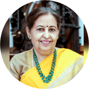 Hemavathi Heggade - Veerendra Heggade's wife