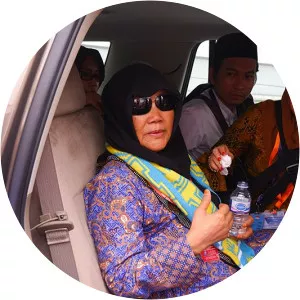 heni maryam - Maimun Zubair's wife