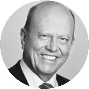 Henner Schierenbeck - German economist