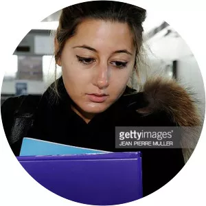 Henrietta Ronson - Charlotte Ronson's sister