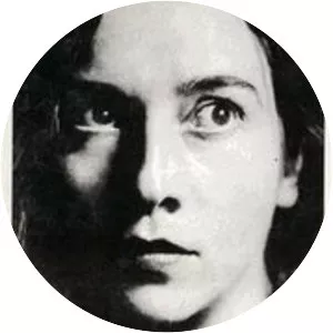 Henriette Yvonne Stahl