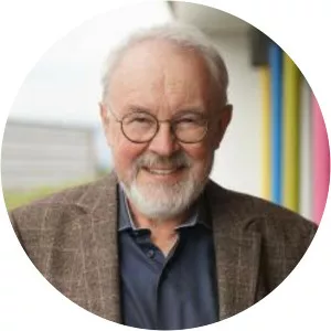 Henrik Uterwedde - Author