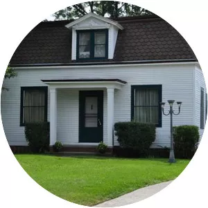 Henry Ford Square House - 