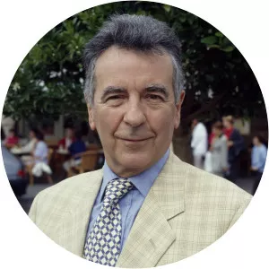 Henry Gidel - Writer