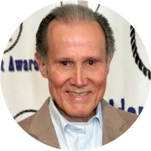 Henry Silva