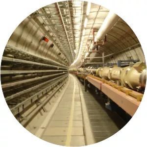 HERA - Particle accelerator