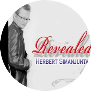 Herbert Simanjuntak - Jonathan Frizzy's father
