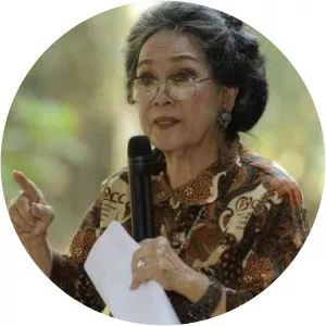Hetty Evelyn Ngantung Mamesah