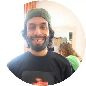 Hi- Tekk - Musical artist