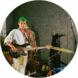 High Therapy - Musical group