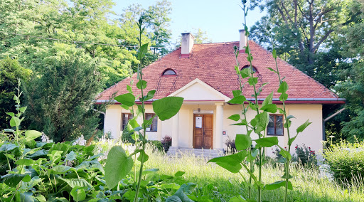 Higher school of business - National Louis University - University in Tarnow, Poland