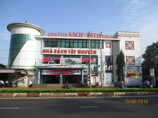 Highlands Bookstore - Bookstore in Buon Ma Thuot, Vietnam