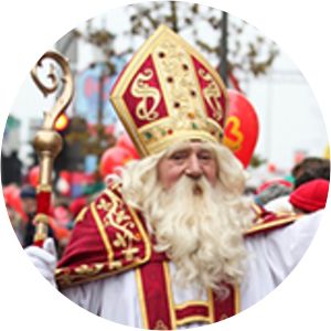 Hij komt, hij komt... De intrede van de Sint - TV program