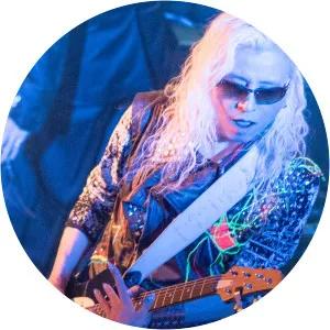 Hikaru Yoshida Musician