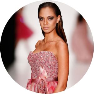 Hinarani de Longeaux