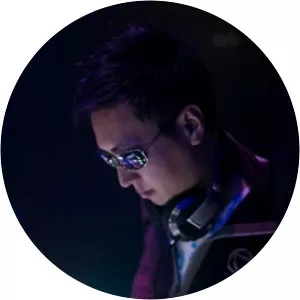 hiroki nagamine ken plus ichiro - Musical artist