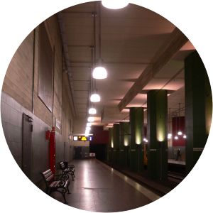 Hirschlandplatz station