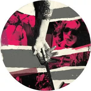 Hit So Hard - 2011 ‧ Music/Documentary ‧ 1h 43m