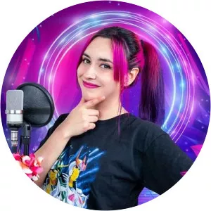 Hitomi Flor - Musical artist