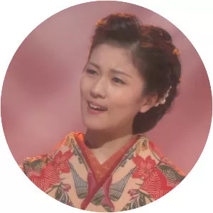 akiko iriyama hitomi idemitsu
