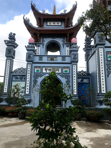 Hoa Lac Pagoda