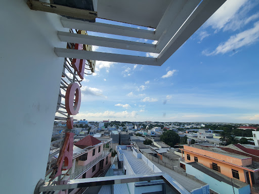 Hoang Dang Hotel - 2-star hotel