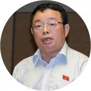 Hoang Van Tra (Hoàng Văn Trà)