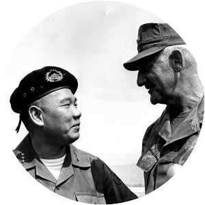 Hoàng Xuân Lãm - General