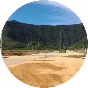 Hoành Sơn Range (Hoành Sơn)