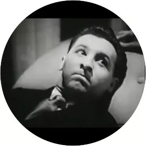 Hold That Blonde - 1945 ‧ Comedy ‧ 1h 16m