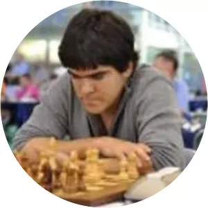 Holden Hernandez Carmenates