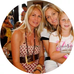 Holden Tisch - Jamie Tisch's daughter