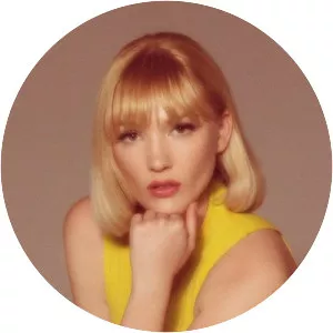 Holiday Sidewinder - Singer