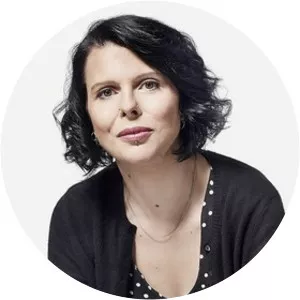 Holly Cummins - Author