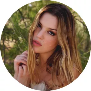 Holly Jade - Musical artist