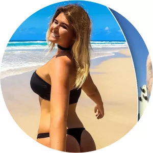 Holly Sue Coffey - Ellie-Jean Coffey's sister