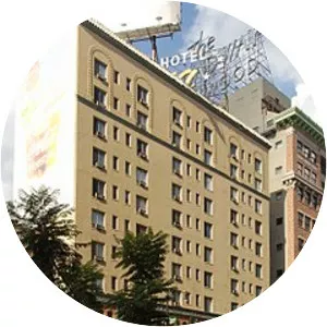 Hollywood Plaza Hotel