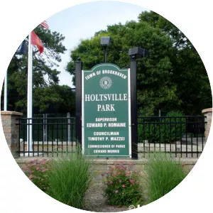 Holtsville
