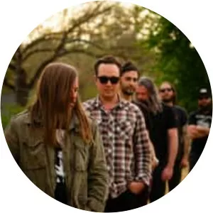 Holy Beach - Musical artist