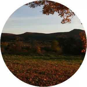 Holyoke Range - Mountain range in Massachusetts