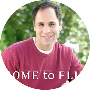 Home to Flip (Since 2007) - 2007 ‧ Home improvement ‧ 2 seasons